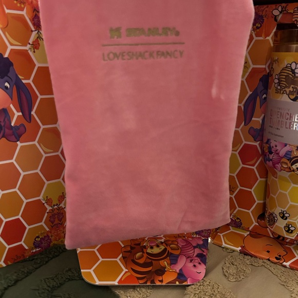 Winnie The Pooh 40 oz. Stanley Yellow Tumbler with Floral Design - Picture 4 of 4